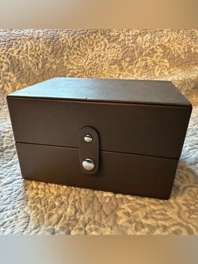 Stackers Taupe Travel Jewelry Storage Box with Snap Closure from Container Store